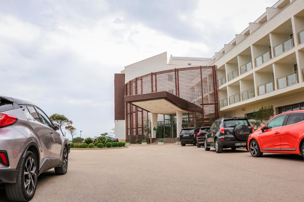Azul Beach Resort Montenegro By Karisma Ulcinj Exterior photo