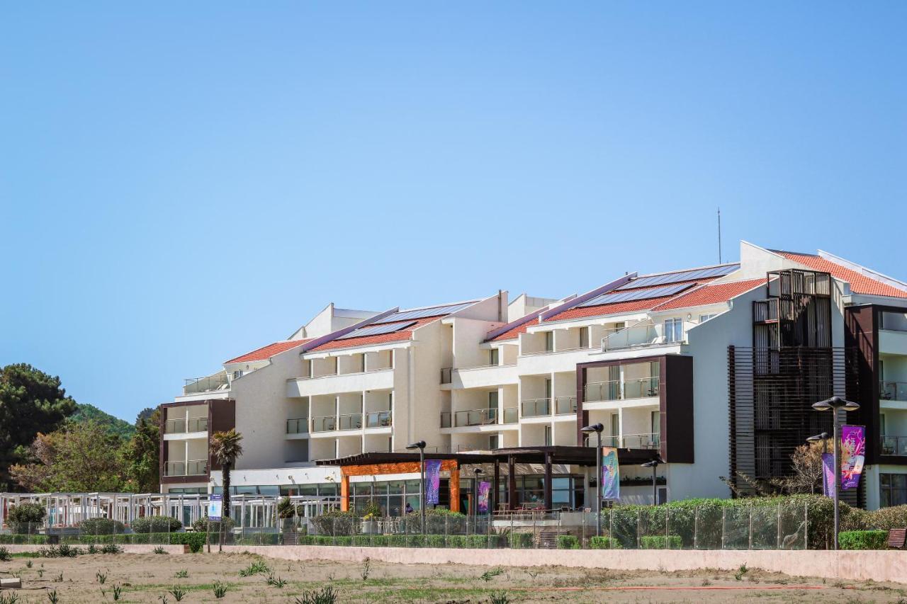 Azul Beach Resort Montenegro By Karisma Ulcinj Exterior photo