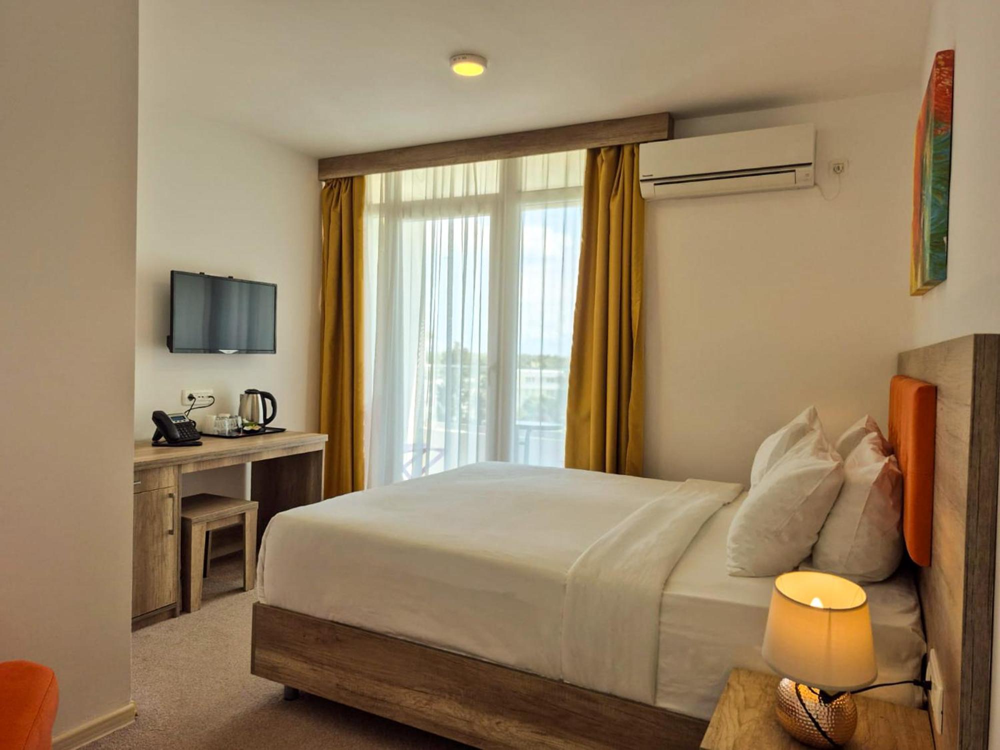 Azul Beach Resort Montenegro By Karisma Ulcinj Exterior photo